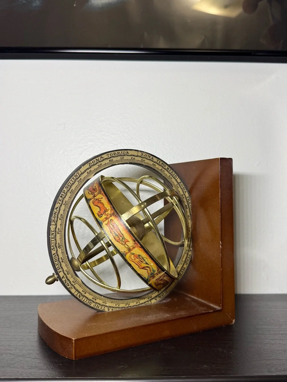Vintage 1990 Zodiac Spinning Single Engraved Bookend